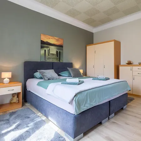 Petra Populare Appartement