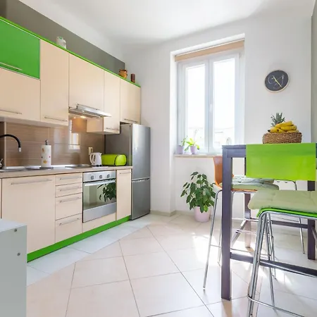 Appartement Petra Populare *
