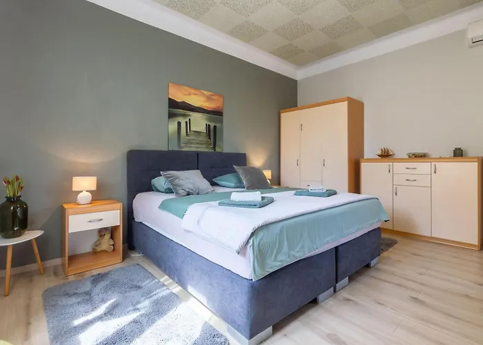 Petra Populare Appartement