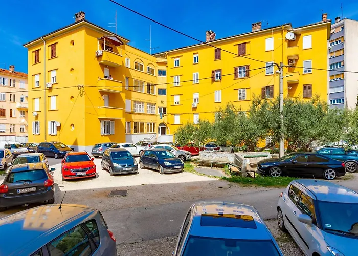 Petra Populare Appartement
