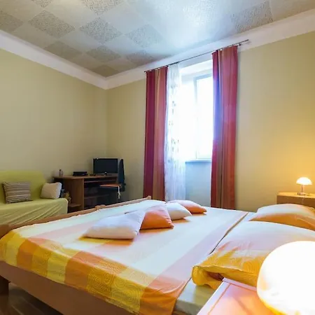 Petra Populare Zadar