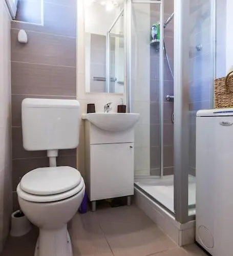 Апартаменты Petra Populare Задар