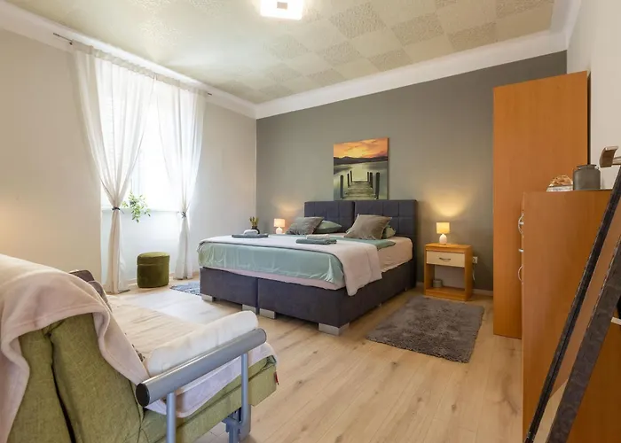 Petra Populare Апартаменты