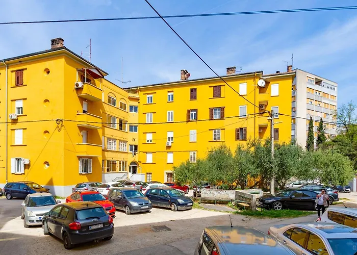 Petra Populare Задар